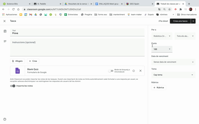 ¿Puedo crear hoy una tarea de cuestionario en Classroom pero programarla para que los alumnos no la tengan visible hasta el lunes?